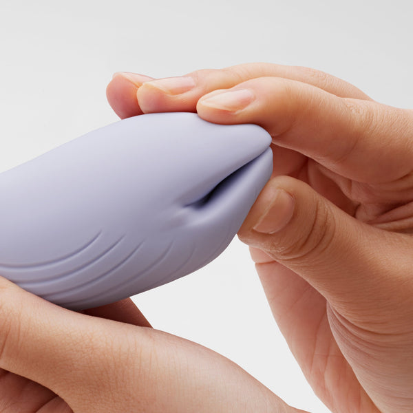 iroha+ YORU 扭動巨鯨震動器(Violet 紫色)細節特寫