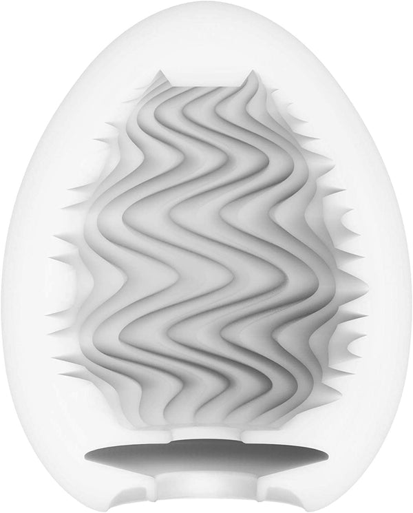 TENGA EGG WIND 內部構造特寫 - 顯示內部波浪紋設計，提供緊貼與起伏快感的獨特構造。